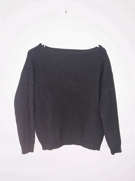 Sweaters - Classic Boat Neck Black Knit Sweater